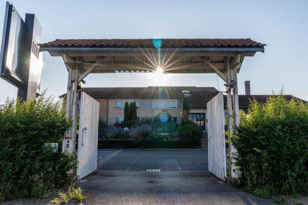 Hotel Newport Villefranche-sur-Saône Exteriér fotografie